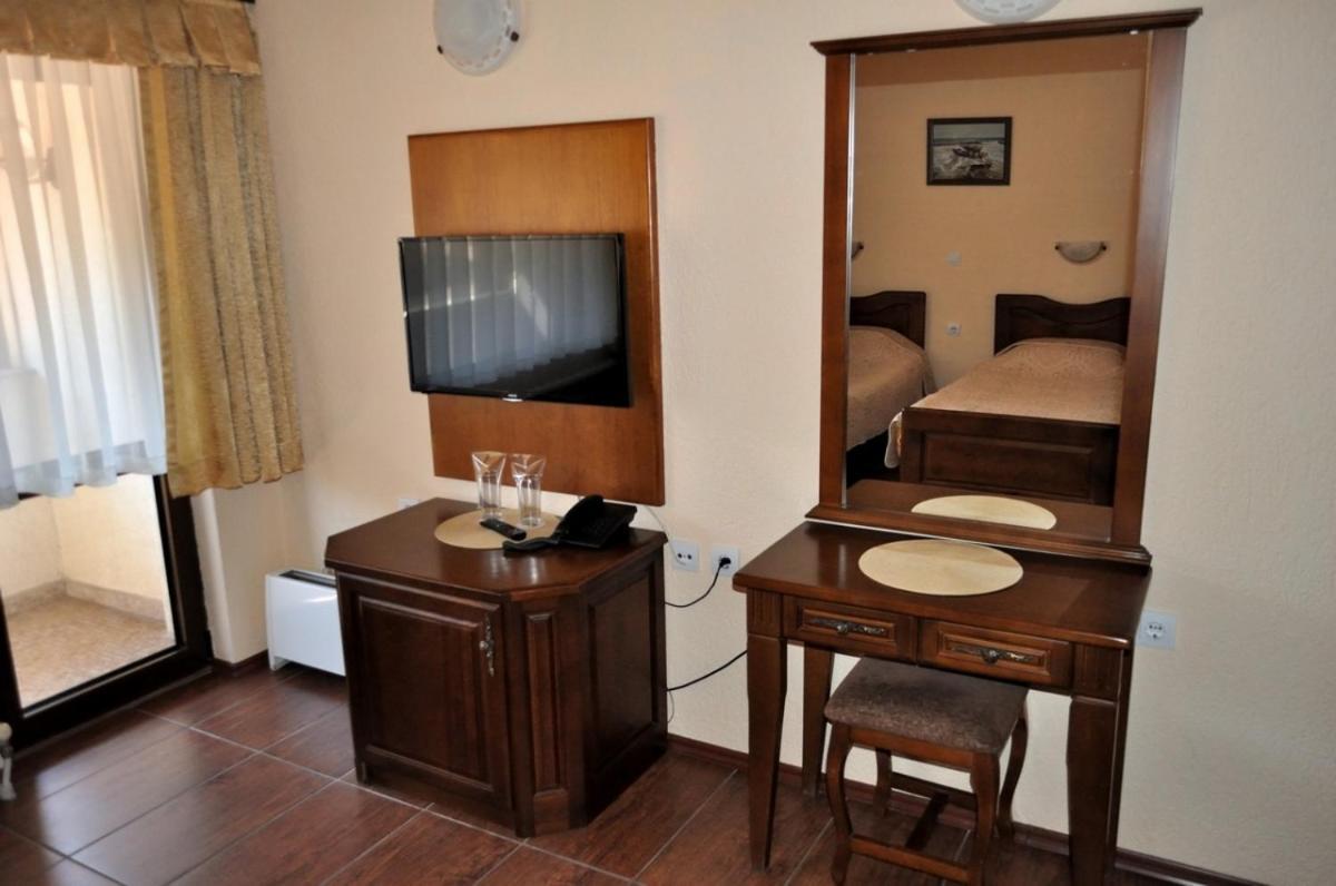 Spartak Family Hotel สโมลยัน ภายนอก รูปภาพ