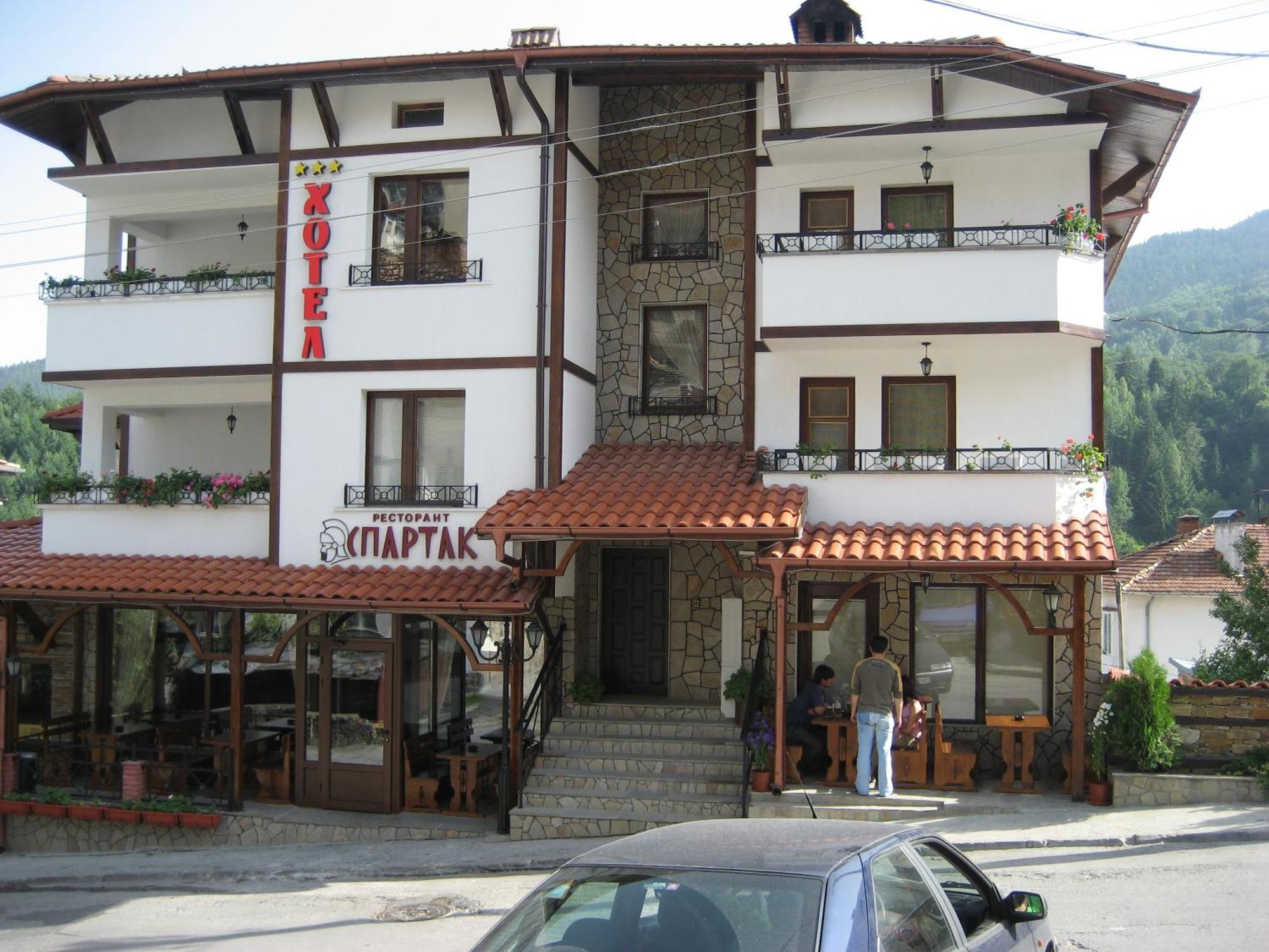 Spartak Family Hotel สโมลยัน ภายนอก รูปภาพ