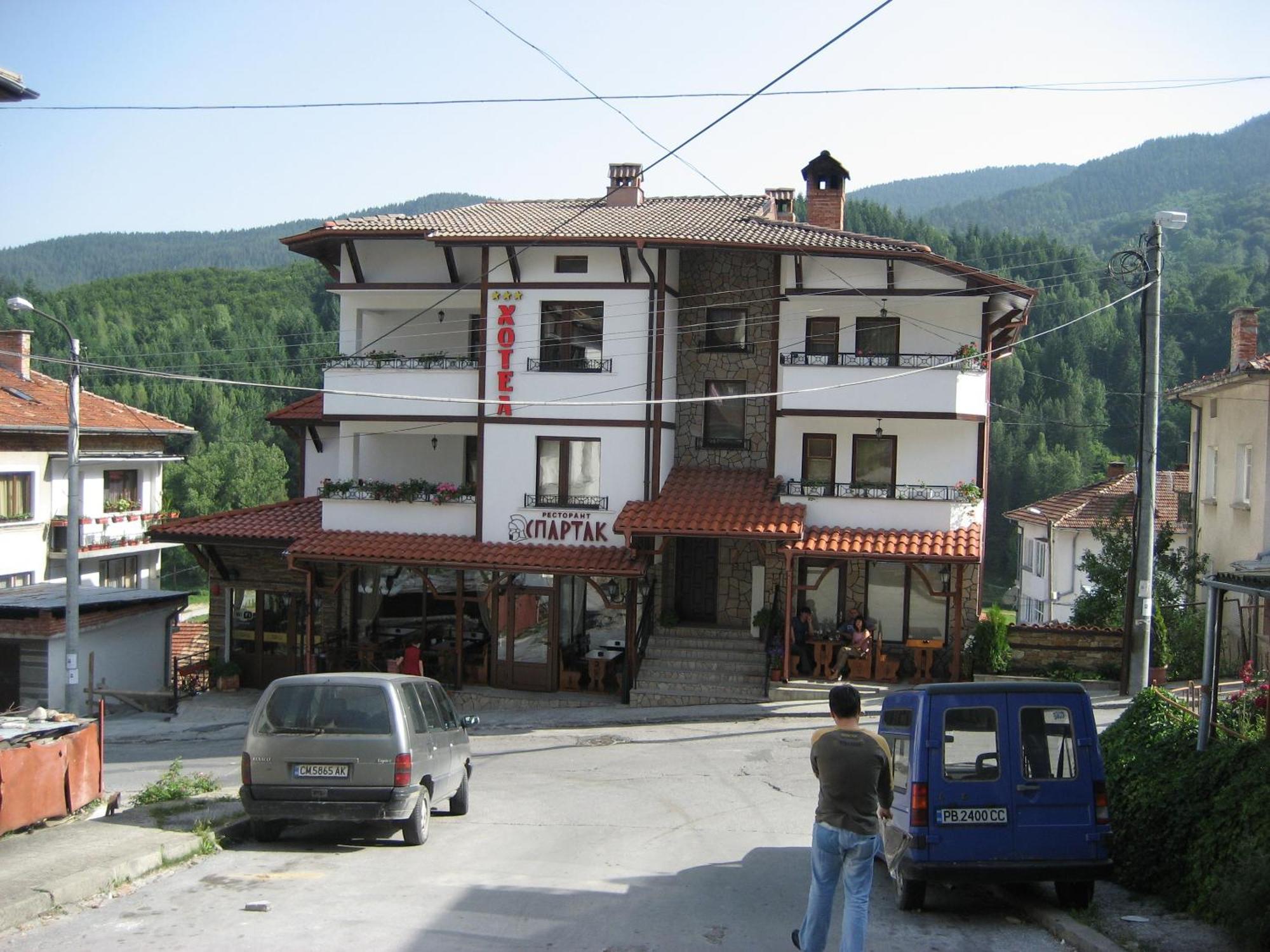 Spartak Family Hotel สโมลยัน ภายนอก รูปภาพ